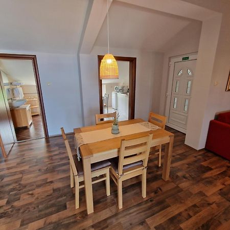 Guesthouse Barica Crikvenica Rum bild